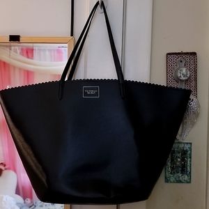 VS tote